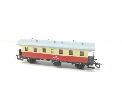 BTTB 13215 TT Personenwagen Baai DR/IV 50 50 24-26 152-9 rot/elfb. DR Ep.IV