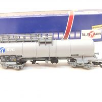 Tillig 15420 TT 4-achs. Kesselwagen „KVG“