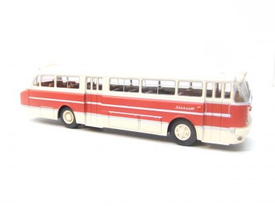 Brekina HO Stadtbus  Ikarus 66 zweifarbig