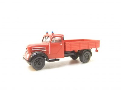 Brekina HO Robur LKW Garant K 30 Pritsche Feuerwehr