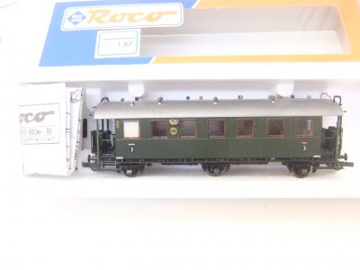 Roco 44855 HO 3-achs. Schnellzugwagen 3.Kl. DRG Ep.II