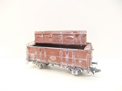 Piko 58351-1  HO 2-achs. Klappdeckelwagen Bauart Tm DR Ep.IV  gealtert