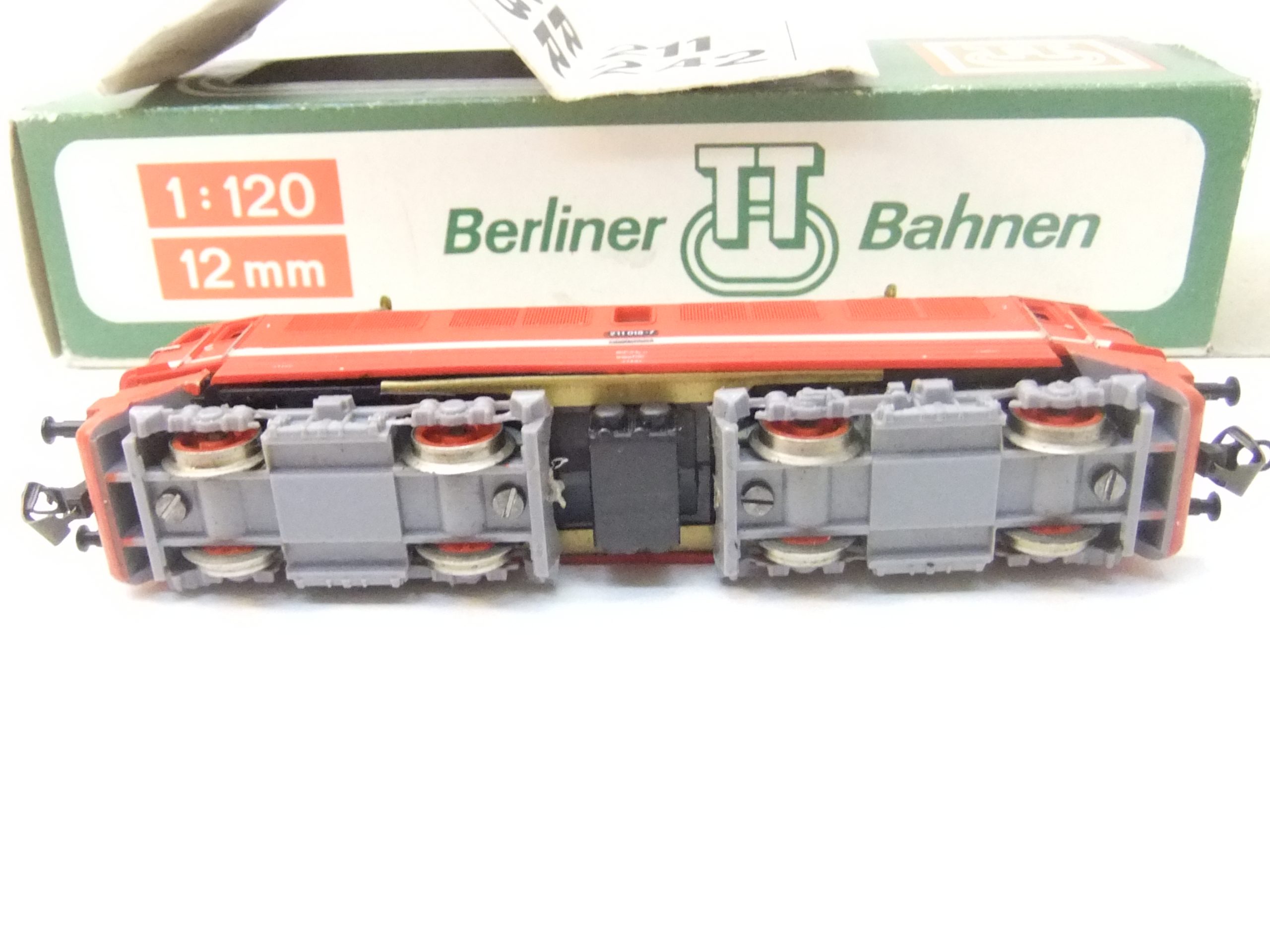 BTTB TT E-Lok BR 211 DR Ep.IV – Bild 3