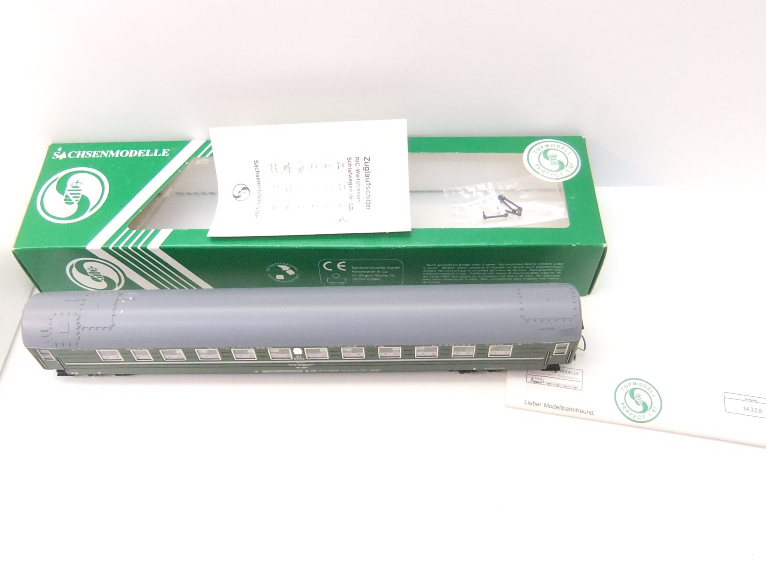 Sachsenmodelle 14328 HO 4-achs. sowjetischer Weitstreckenwagen Ep.IV – Bild 3