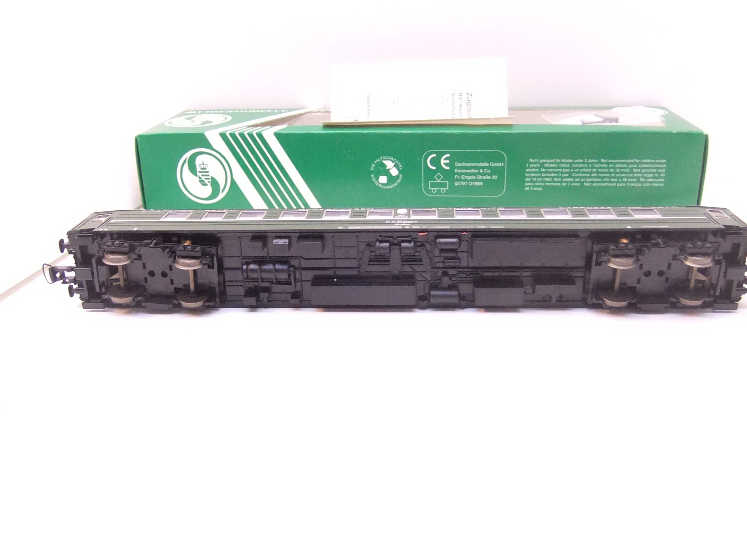 Sachsenmodelle 14328 HO 4-achs. sowjetischer Weitstreckenwagen Ep.IV – Bild 4