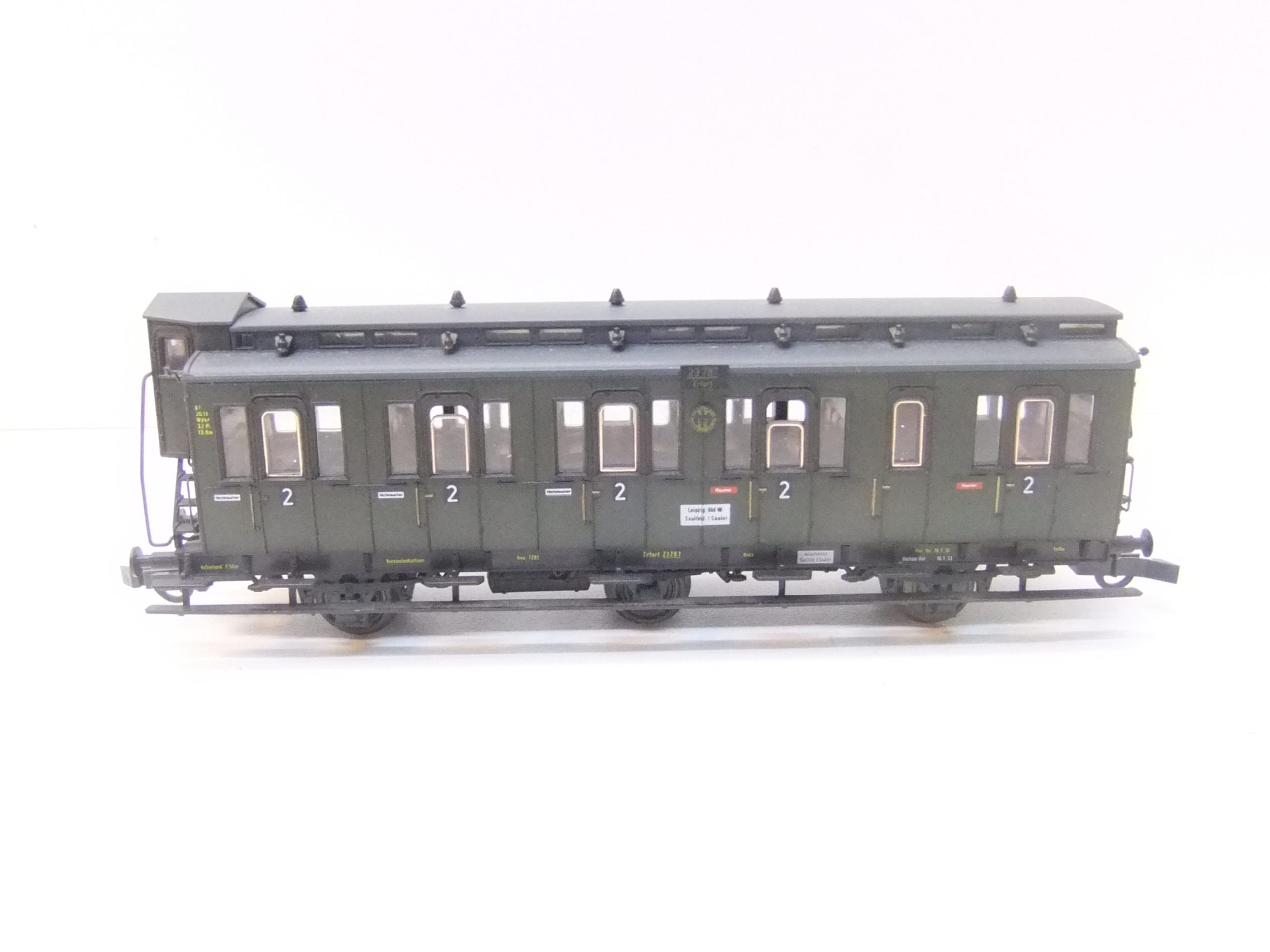 Roco 44207C HO 3-achs. Personenwagen 2.Kl DRG Ep.II