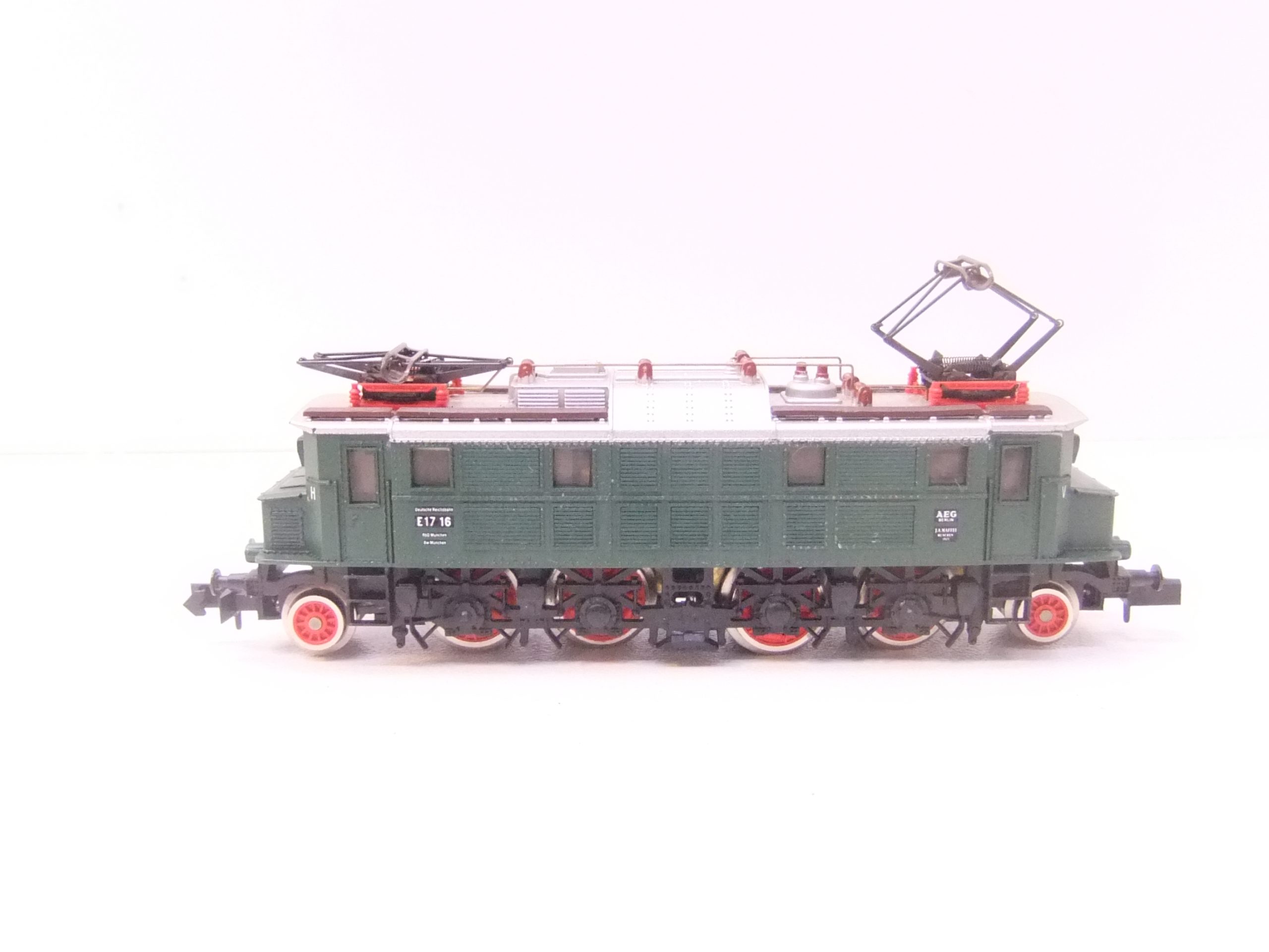Arnold 2446 N-Spur E-Lok BR E 17 16 DRG Ep.II – Bild 3