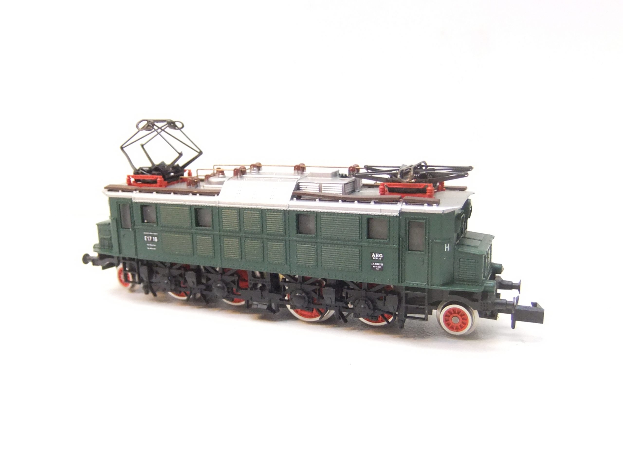 Arnold 2446 N-Spur E-Lok BR E 17 16 DRG Ep.II