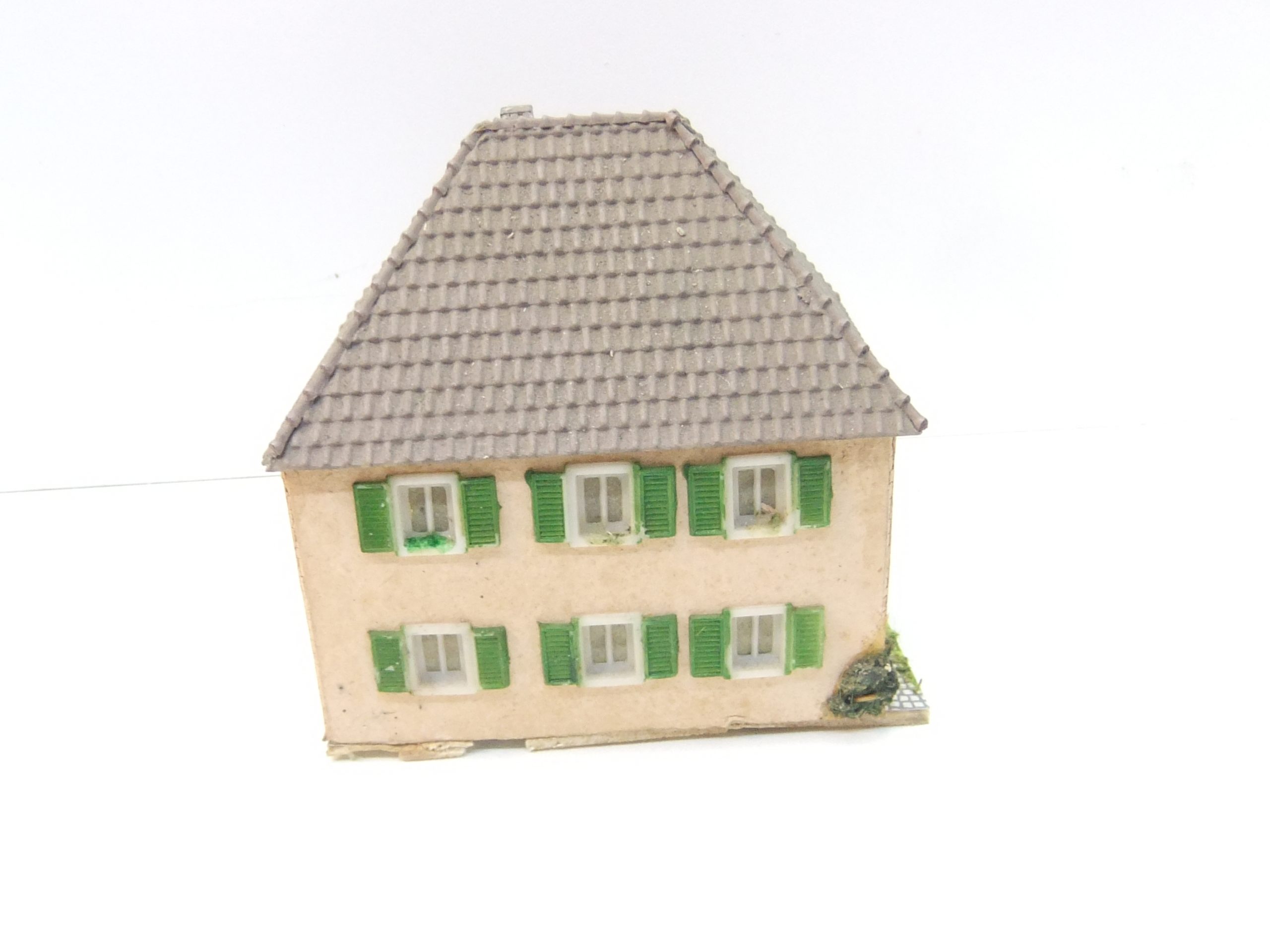 Scheffler HO/TT Vorstadthaus Fertigmodell-Pappbauweise