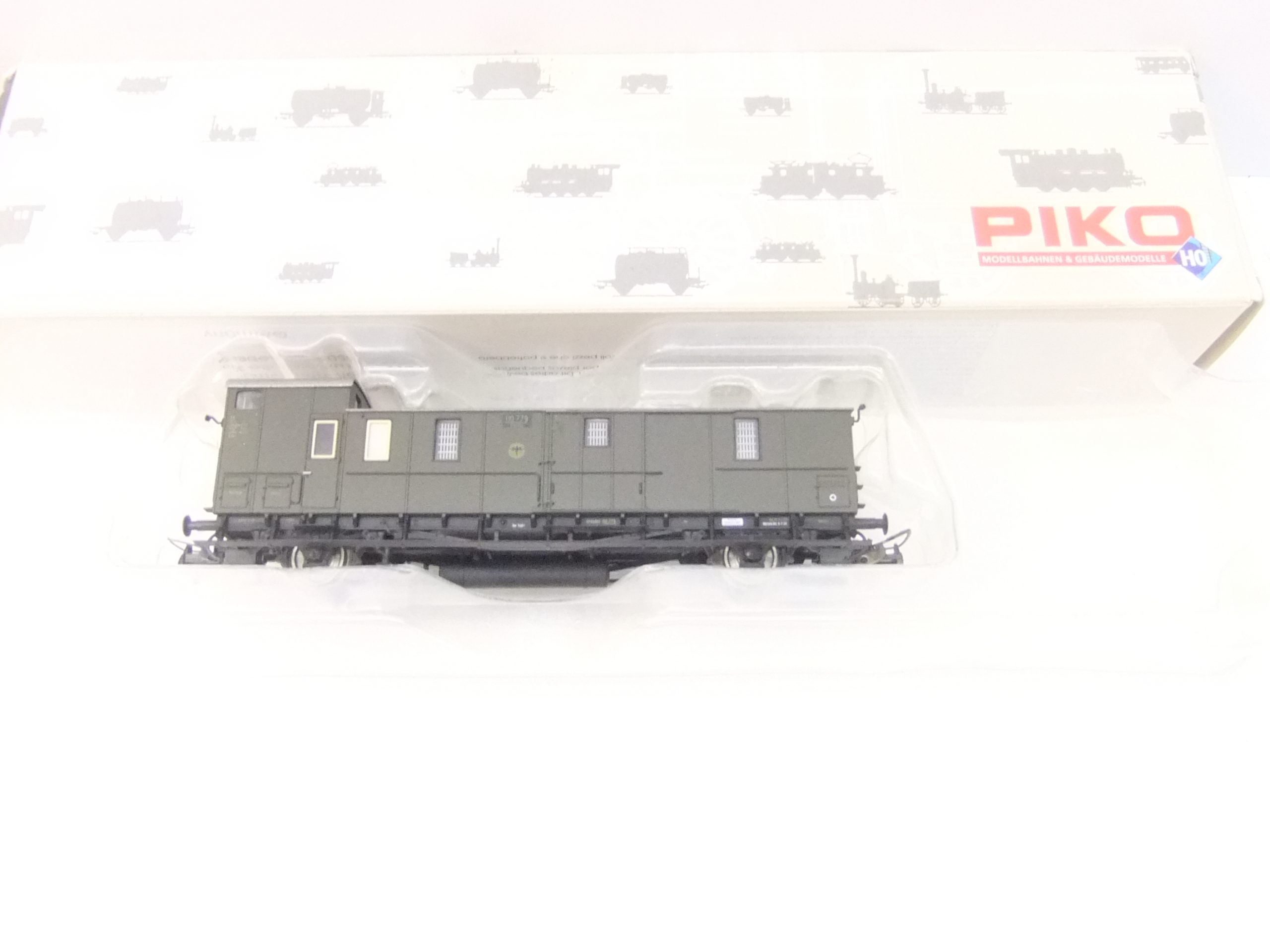 Piko 53145 HO 2-achs. Packwagen 2.Kl. DRG Ep.II – Bild 2
