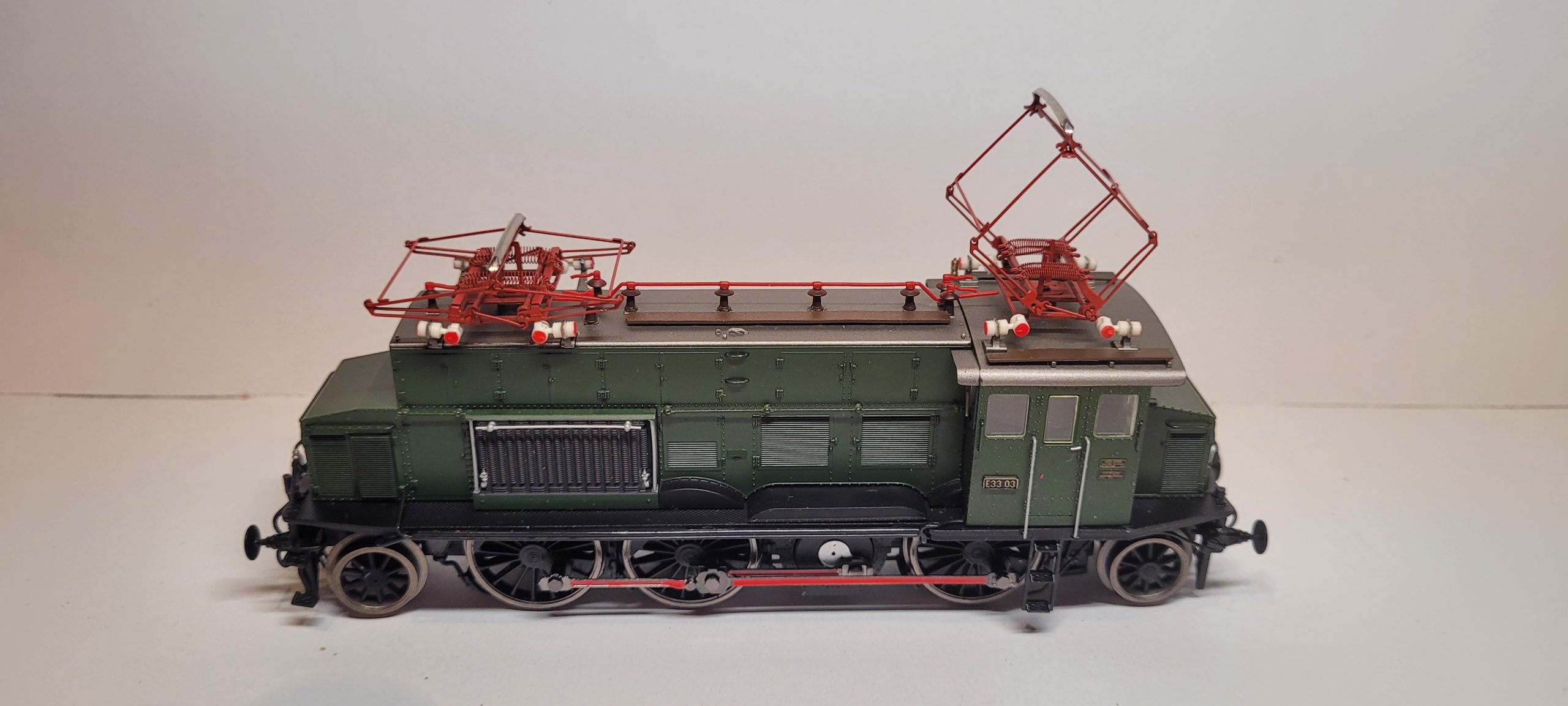 Rivarossi HR2549 HO E-Lok BR E33 DRG Ep.II – Bild 2