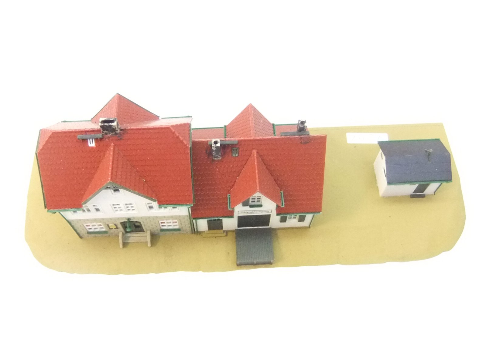 Mamos HO Fertigmodell Bahnhof Neumühle – Bild 3