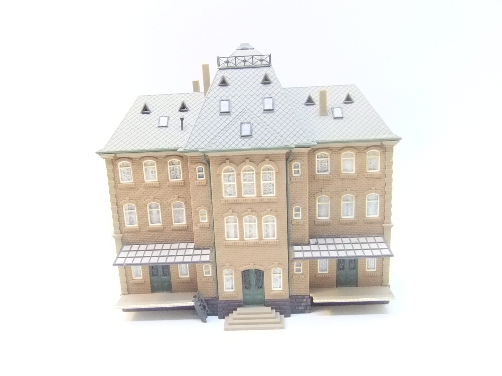 Vollmer 25330 HO Fertiggebäude Postamt mit Laderampe – Bild 2