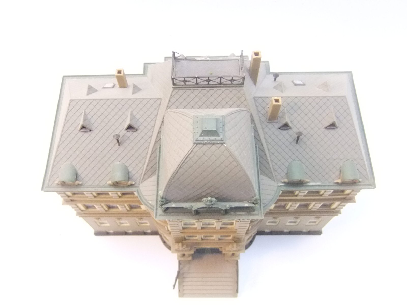 Vollmer 25330 HO Fertiggebäude Postamt mit Laderampe – Bild 3