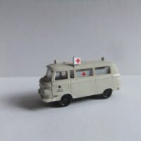 SES  HO  Barkas B1000 Bus Krankenwagen mit Rotkreuz Fahne „Berliner Feuerwehr“