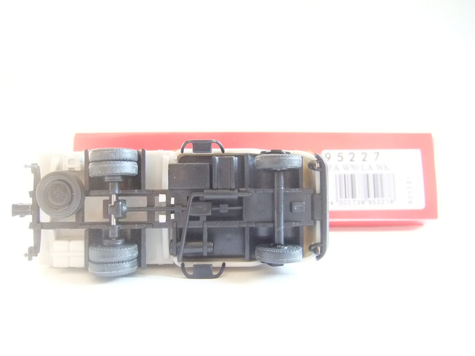 Busch/Espewe 95227 HO LKW IFA W50 LA WK Deutsche Post – Bild 3