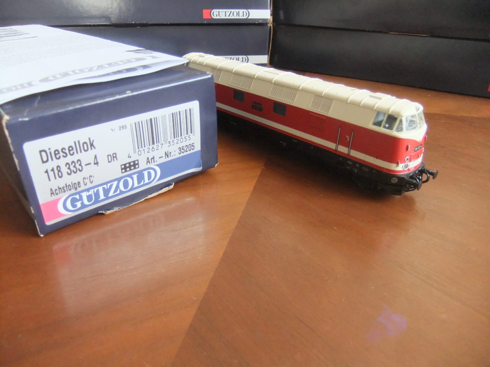 Gützold 35205 HO Di-Lok 6-achs. BR 118 DR Ep.IV