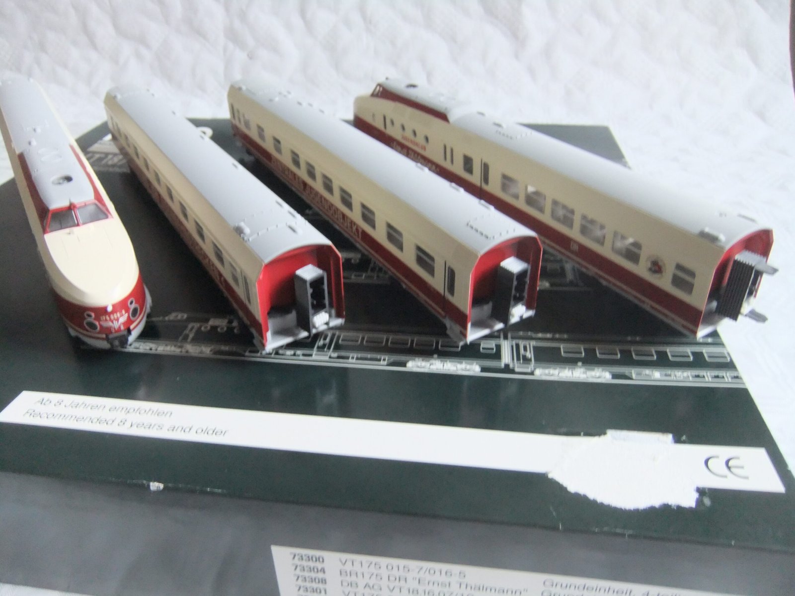 Kato 73304 HO Schnelltriebwagen SVT BR 175 4-teilig DR Ep.IV "Ernst Thälmann" – Bild 5