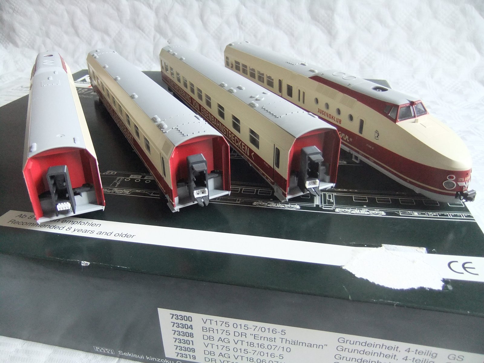 Kato 73304 HO Schnelltriebwagen SVT BR 175 4-teilig DR Ep.IV "Ernst Thälmann" – Bild 6