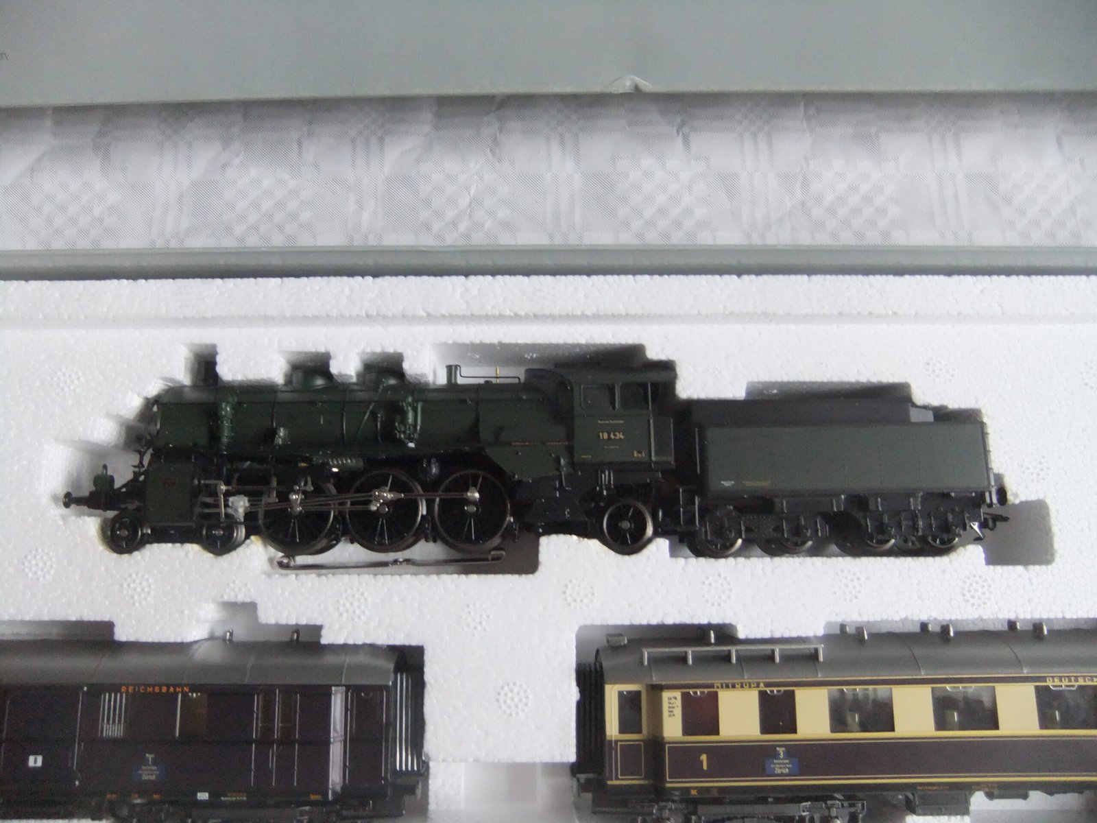 Märklin 26506 HO Zugpackung Rheingold mit Schnellzug-Dampflok S 3/6 der DRG Ep.II – Bild 3