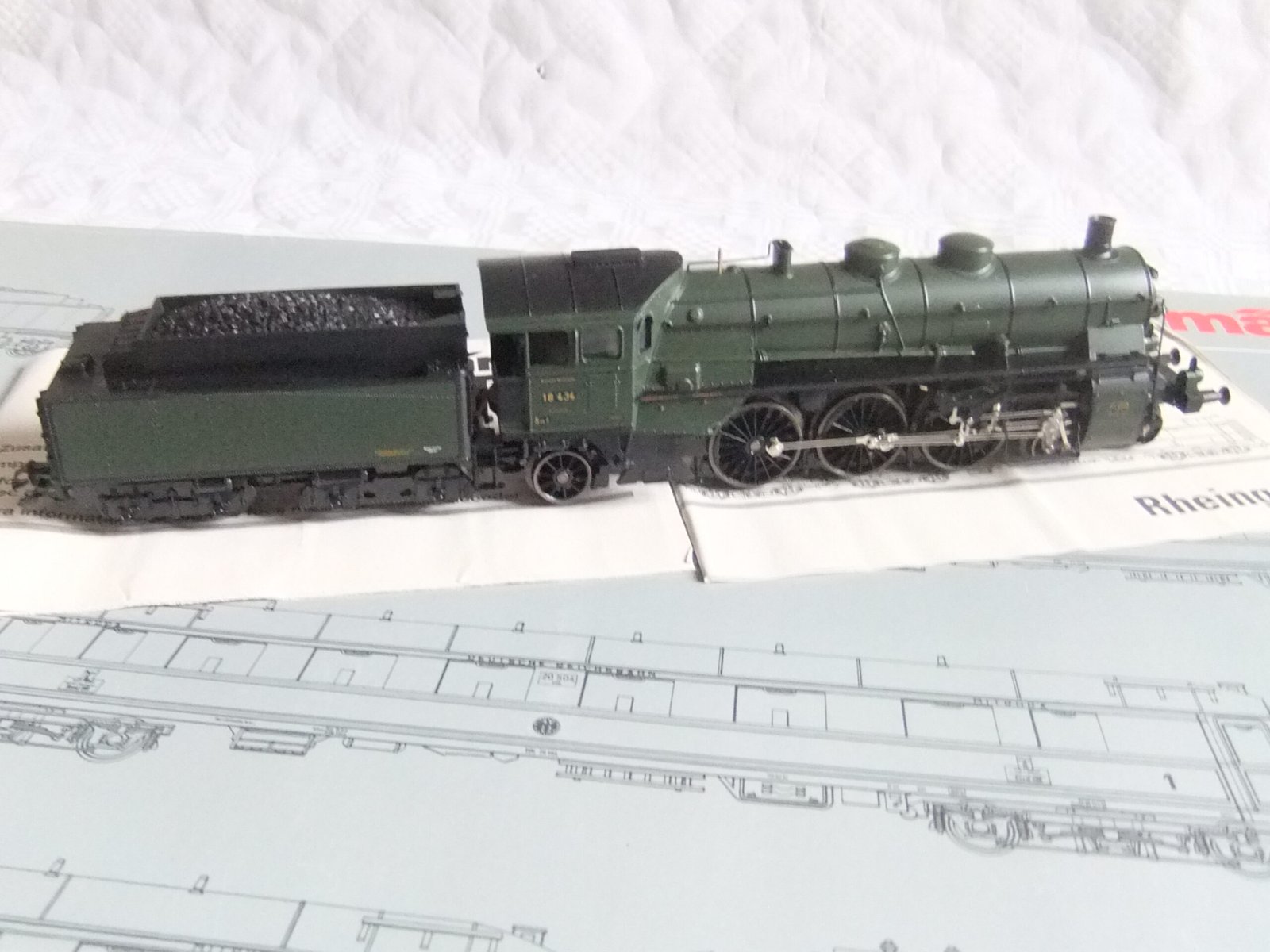 Märklin 26506 HO Zugpackung Rheingold mit Schnellzug-Dampflok S 3/6 der DRG Ep.II – Bild 7