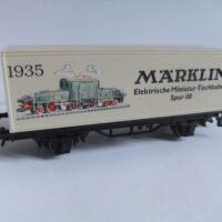 Märklin  HO   2-achs. Sonderwagen  „60 Jahre  00 „