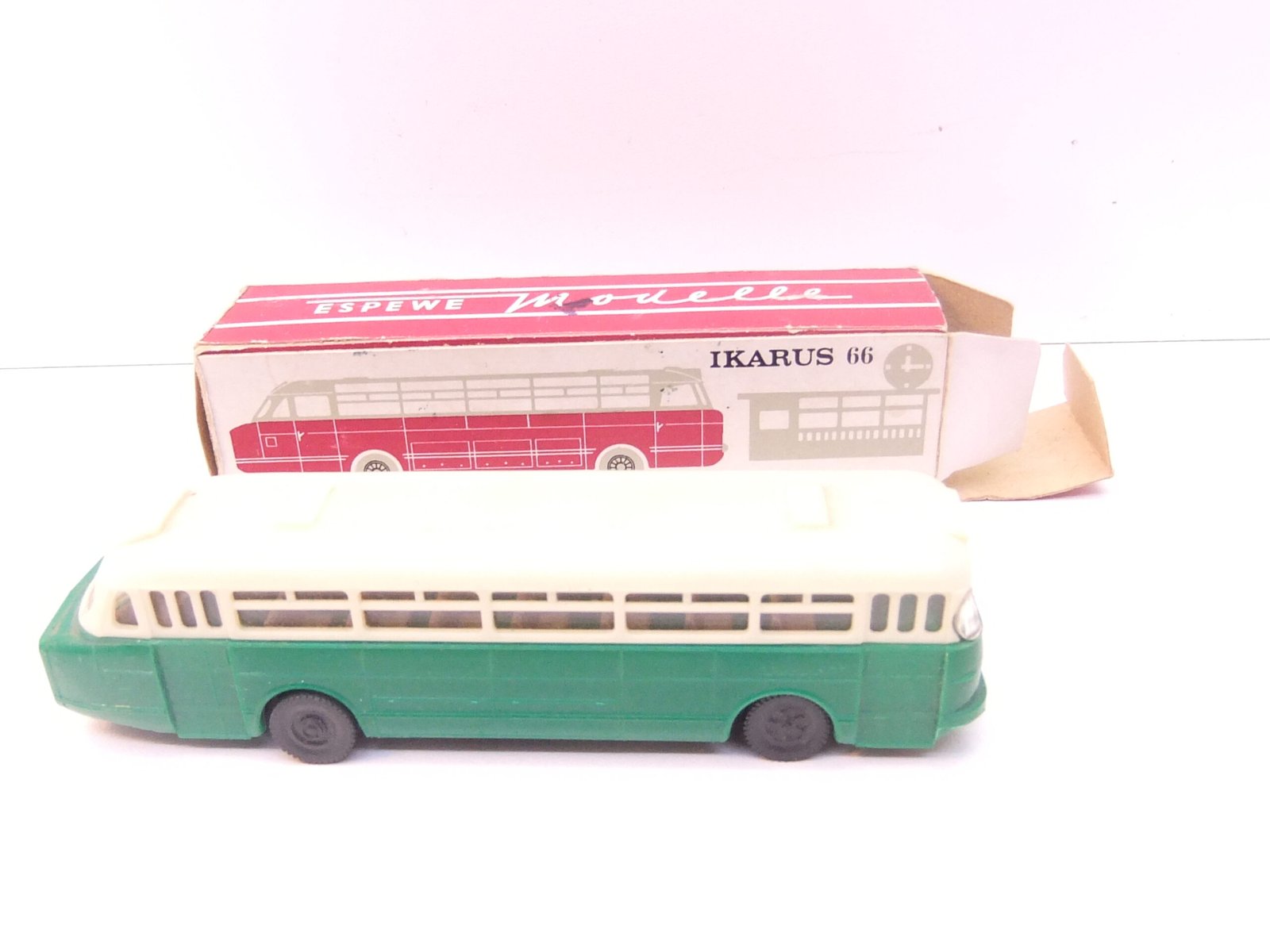 Espewe HO Ikarus 66 Bus mit org. Verpackung