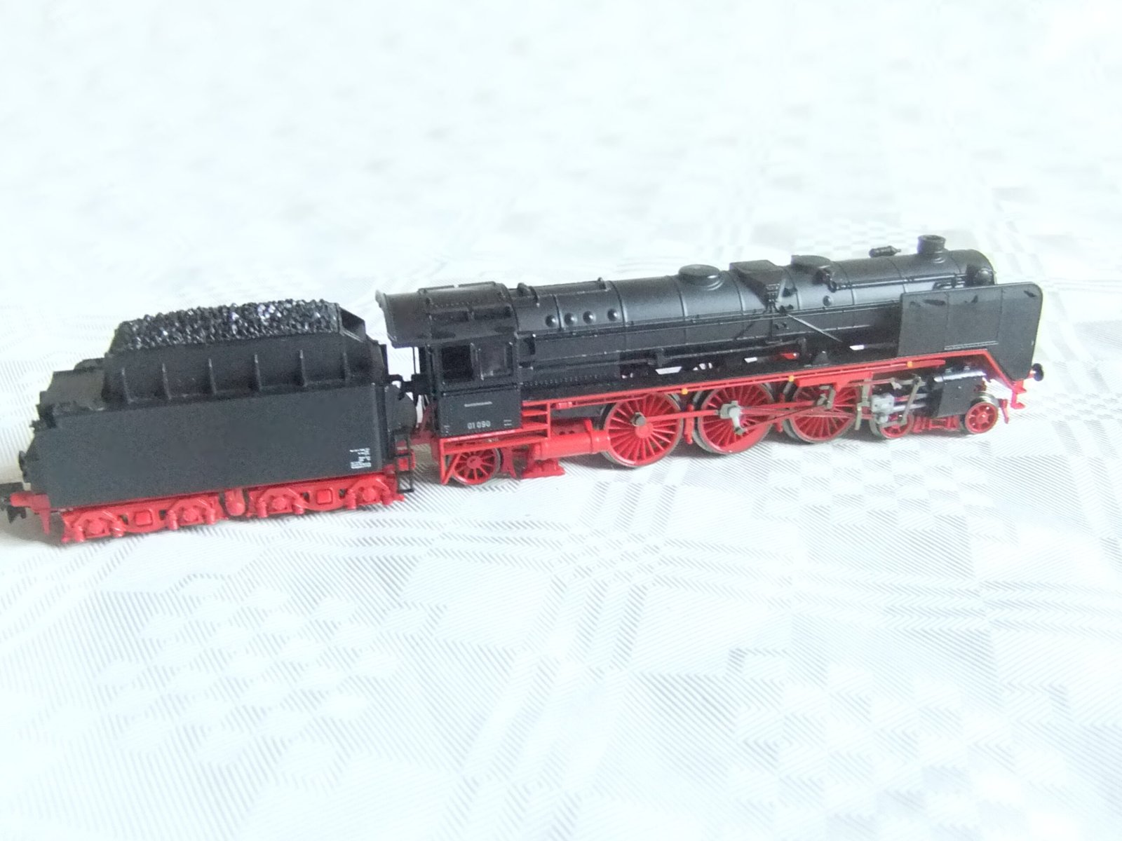 Arnold HN2015 N-Spur Da-Lok BR 01 235 mit Schlepptender DB Ep.III – Bild 3