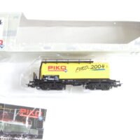 PIKO 95834  HO  Jahres-Kesselwagen 2004  4-achsig
