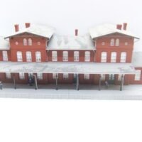 Auhagen 11380 HO   Fertigmodell  Bahnhof  „Neupreußen“