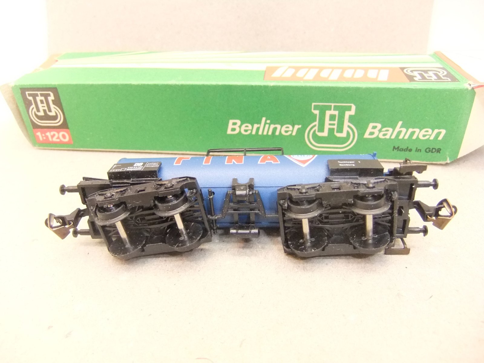 BTTB TT 4-achs. Kesselwagen DB Ep.IV "FINA" – Bild 4