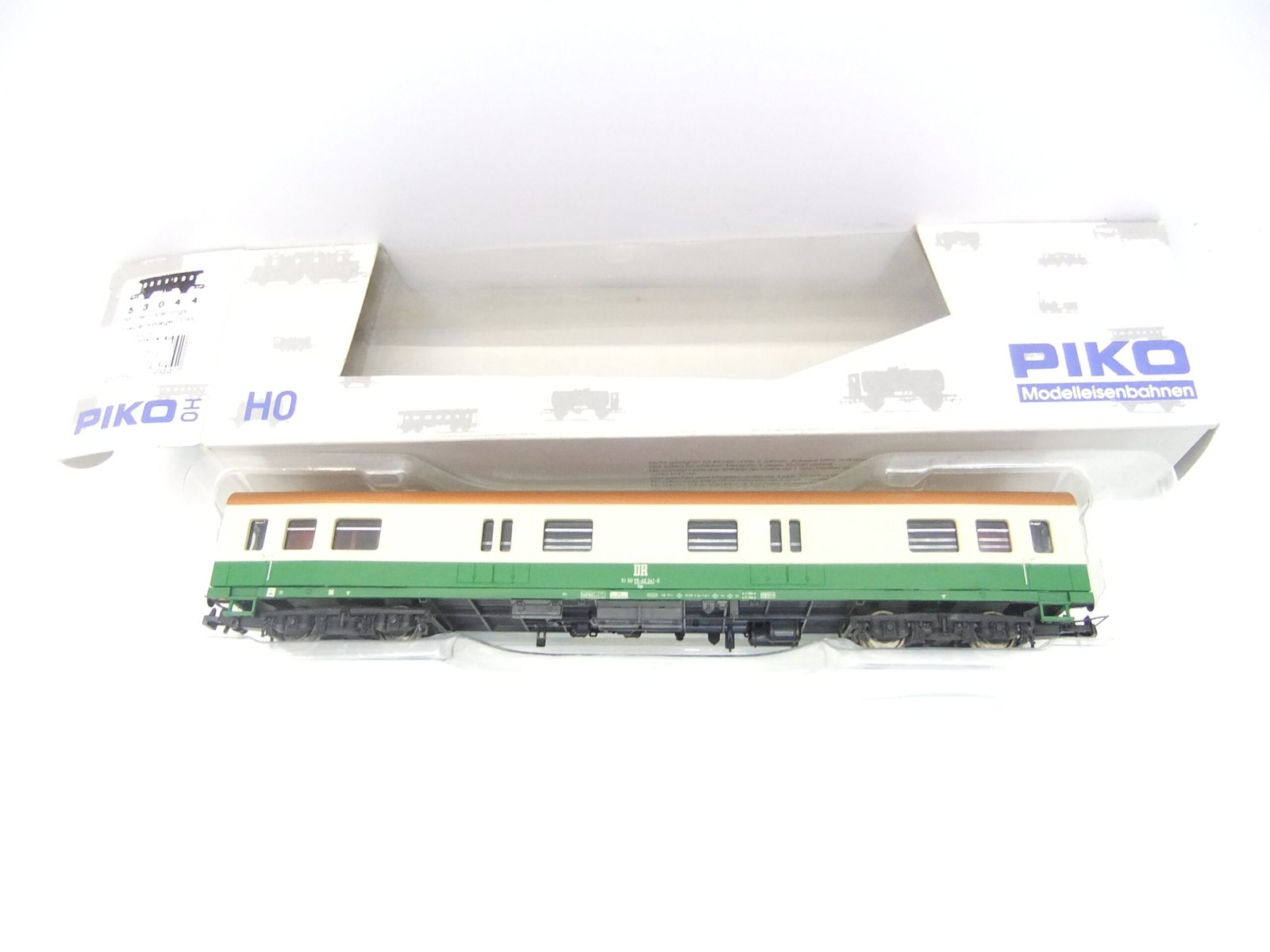 Piko 53044 HO Mod-Gepäckwagen DR Ep.IV – Bild 2