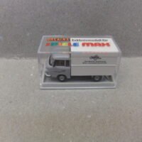 Brekina 94038 HO Barkas B1000 Koffer „VEB Mertik Quedlinburg“ -SPIELE MAX- Sonderserie
