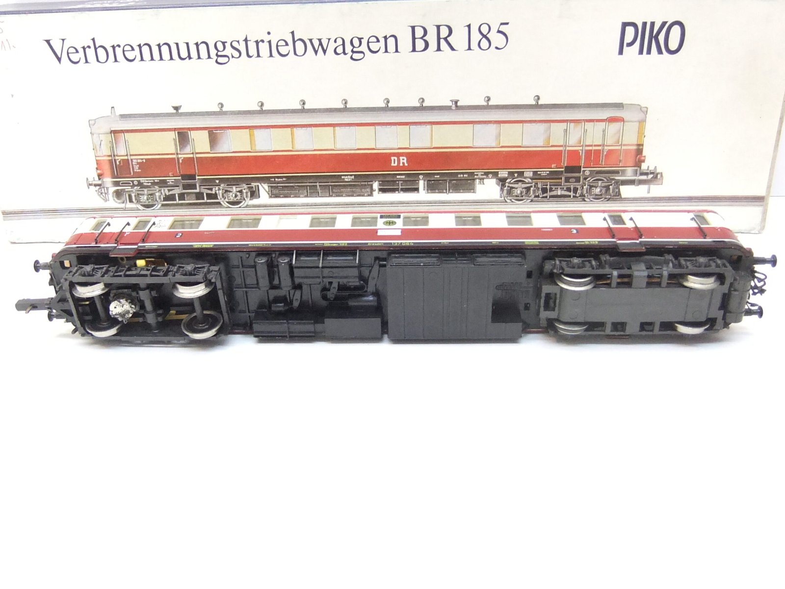 Piko HO Triebwagen VT 137 064 DRG Ep.II – Bild 2