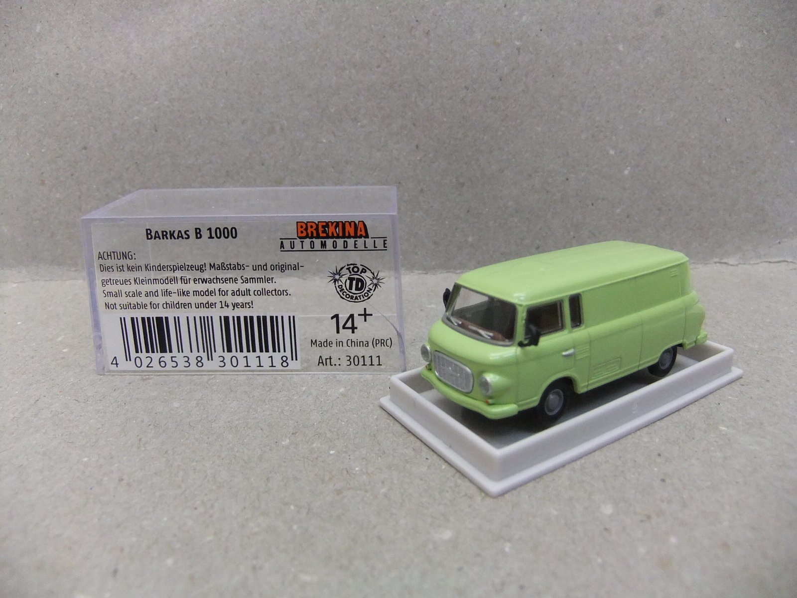Brekina 30111 HO Barkas B1000 Kasten hellgrün
