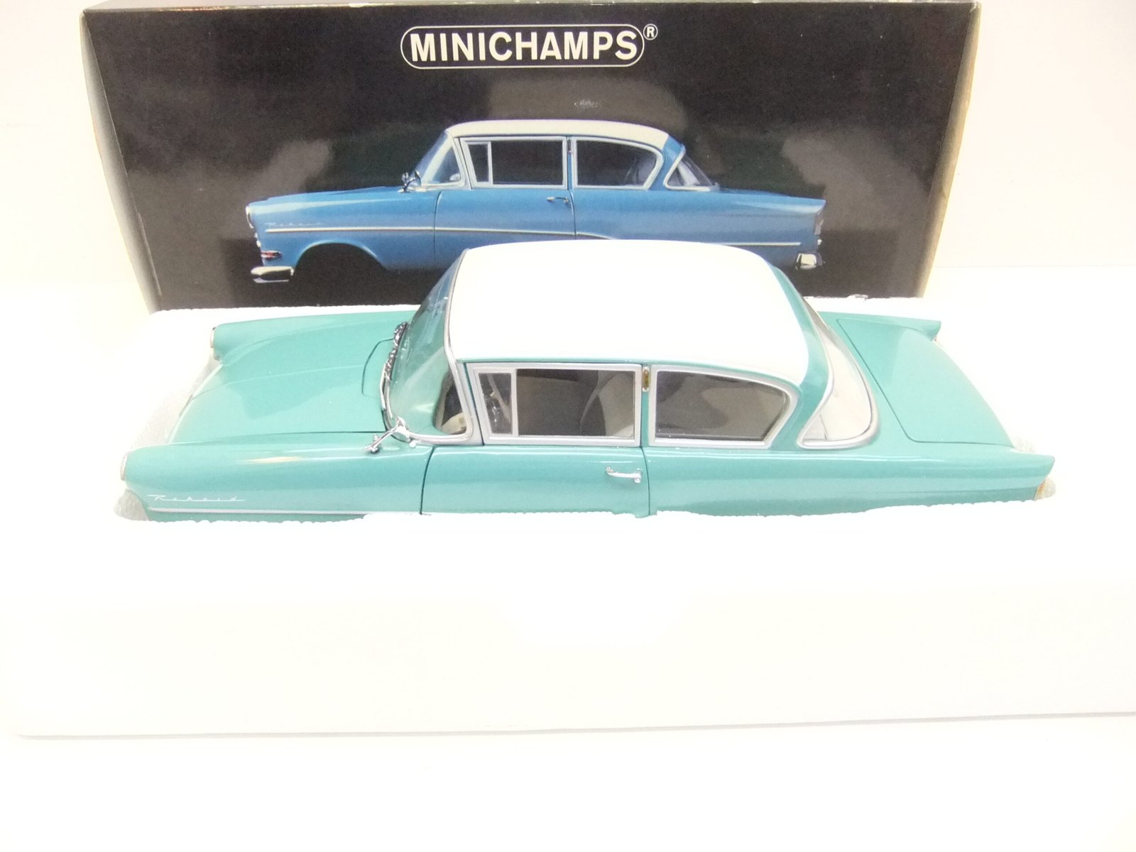 Minichamps 180 043200 PKW Opel Record P1 1958 türkis-blau