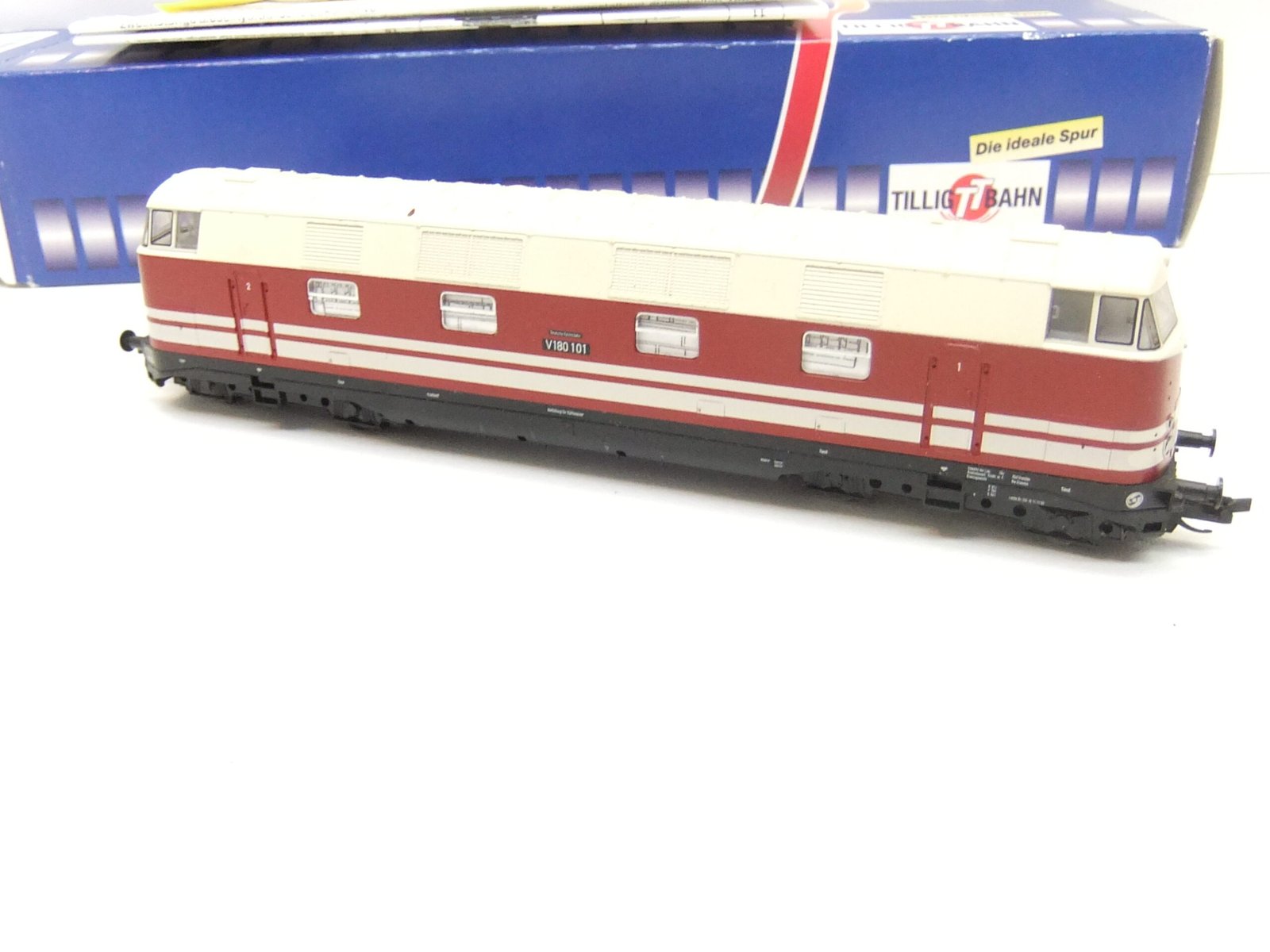 Tillig 02662 TT Di-Lok BR V180 101 DR Ep.III --Digital--