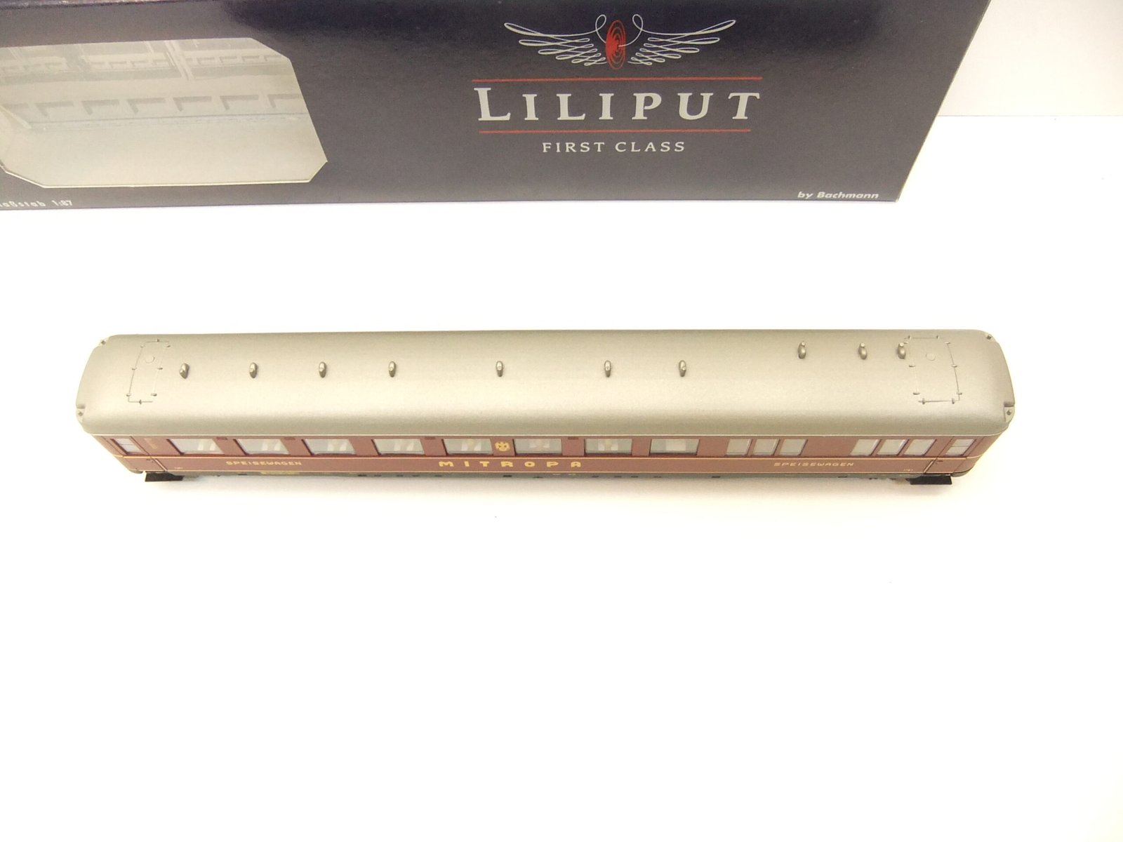 Liliput L383603 HO Schürzenspeisewagen "Mitropa" DRG Ep.II – Bild 4