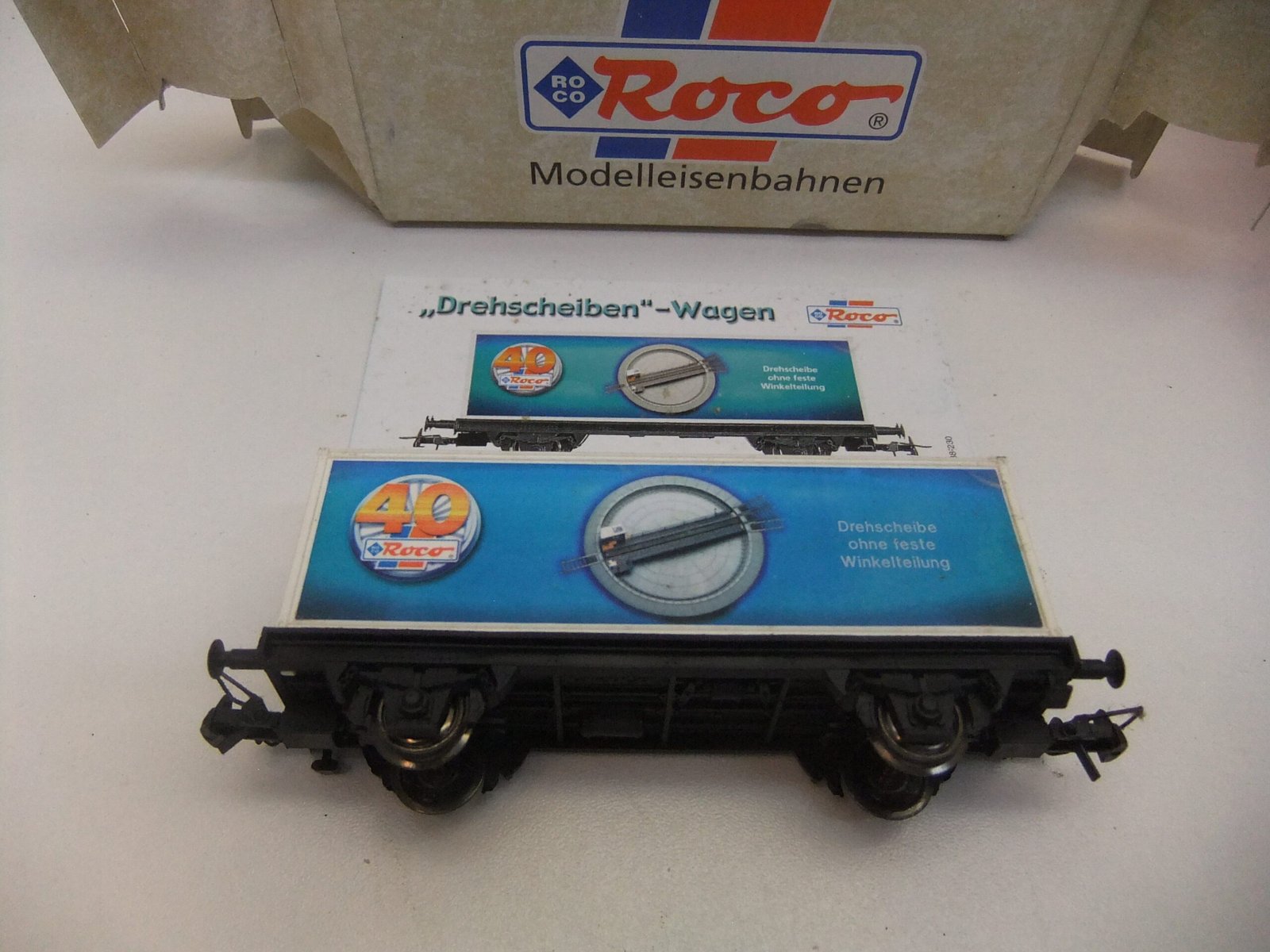 Roco 47220 HO Werbewagen "40 Jahre Roco" Drehscheibe