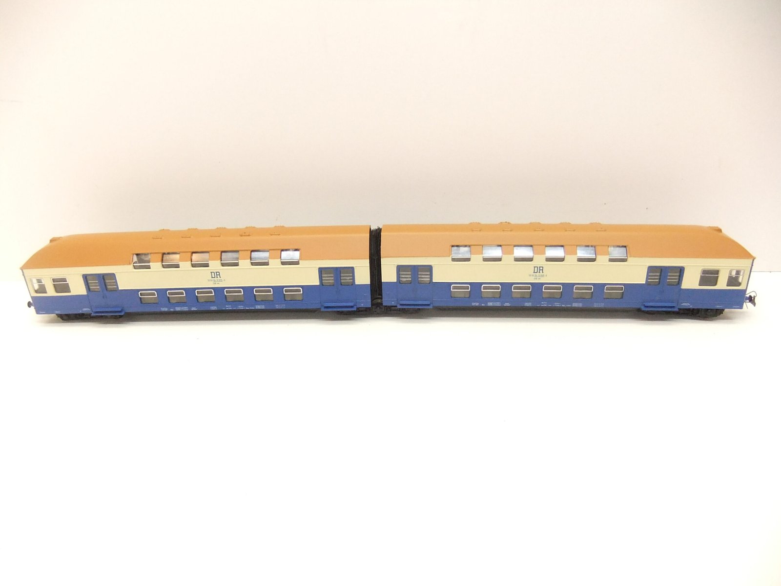 Sachsenmodelle 14316 HO 2-teiliger Doppelstockzug DR Ep.IV "S-Bahn Rostock" – Bild 3