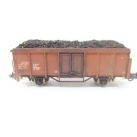 Ganzzug Braunkohle HO 2-achs. O-Wagen DR Ep.IV mit Ladegut Kohle