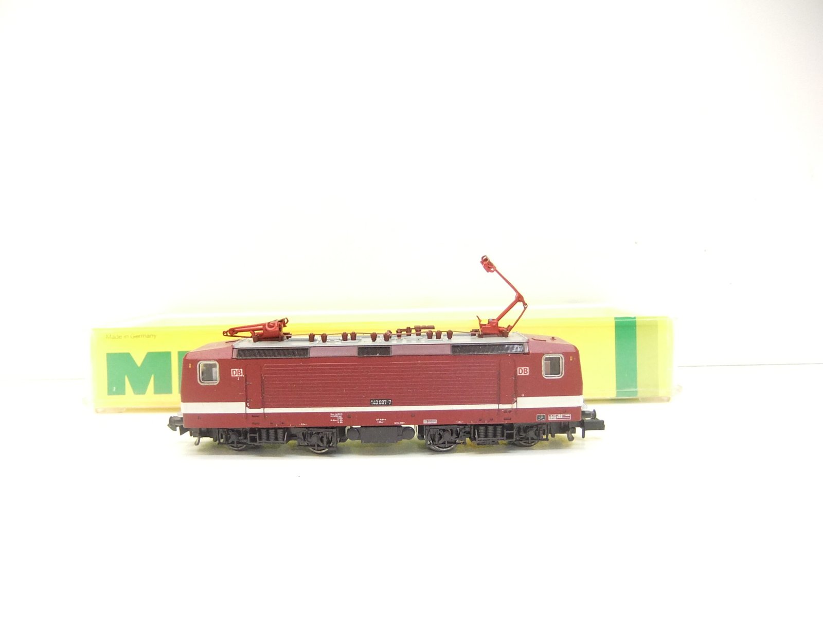 Minitrix 12857 N-Spur E-Lok BR 143 897-7 DB Ep.IV/V – Bild 2