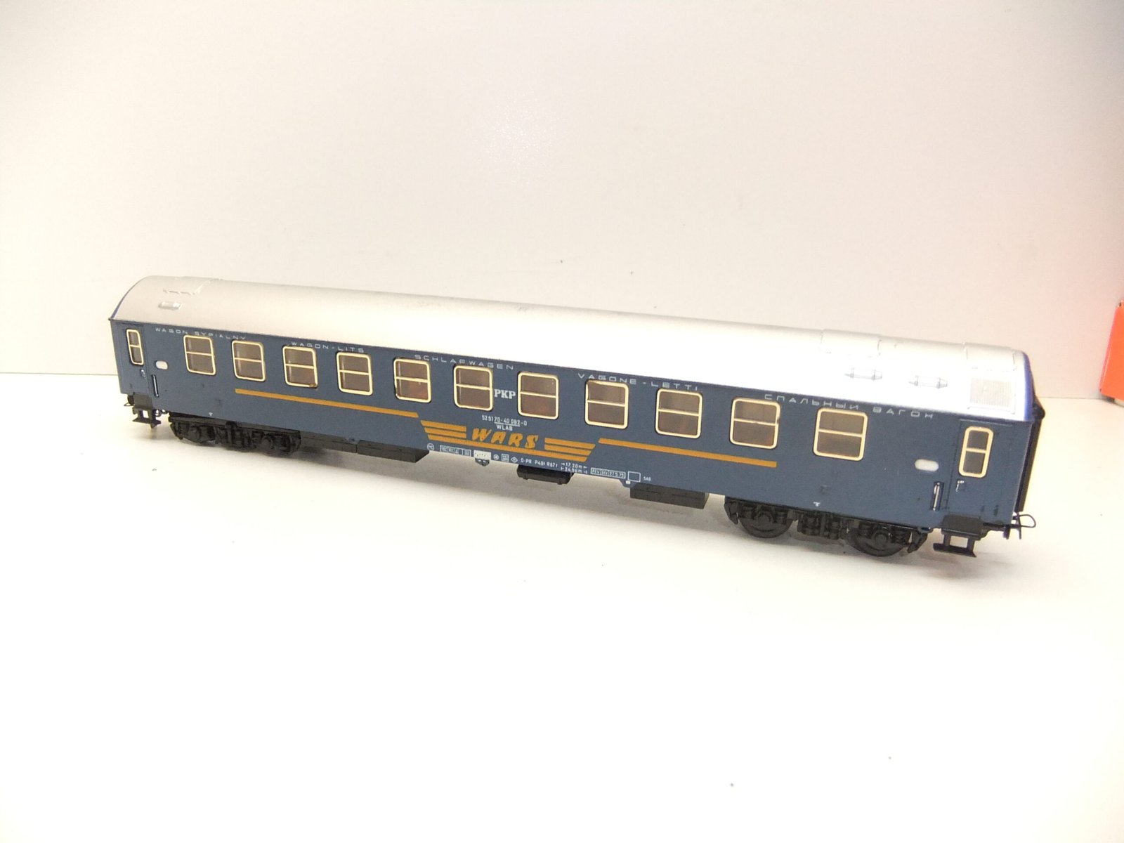 Piko/Schicht HO 4achs. Y-D-Zug Schlafwagen "WARS" PKP Ep.IV – Bild 2