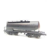 Ganzzug Tankwagen HO 4-achs. Kesselwagen DR mit Betriebsspuren