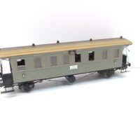 Brawa 2164  HO  2-achs. Personenwagen Württemberg 4.Klasse grau