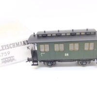 Fleischmann 5759K HO 2-achs. Abteilwagen DR Ep.III