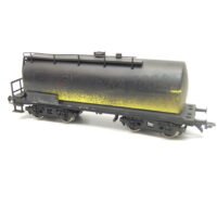 Ganzzug Tankwagen  HO 4-achs. Kesselwagen DR mit Betriebsspuren