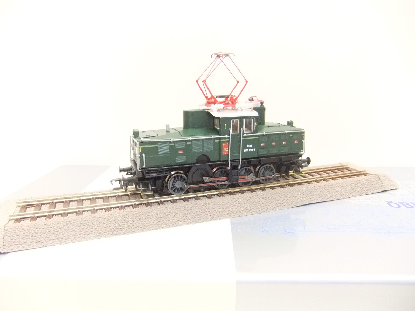 Roco 63832 HO E-Lok BR 1161 012-8 ÖBB Ep.IV -Platinserie- – Bild 3