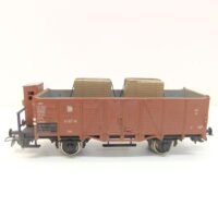 Piko HO  2-achs. O-Wagen Bauart Omu mit Bh. DR Ep.III  -Ladegut-