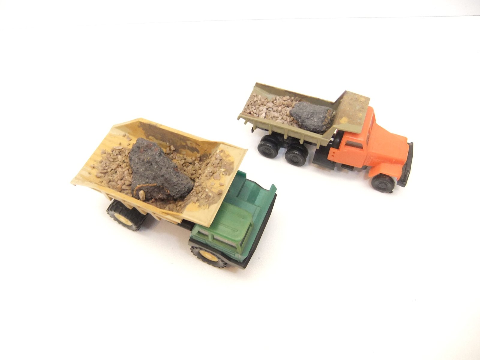 Espewe HO 2 LKW IFA G 5 Muldenkipper und Dumper Perlini – Bild 3